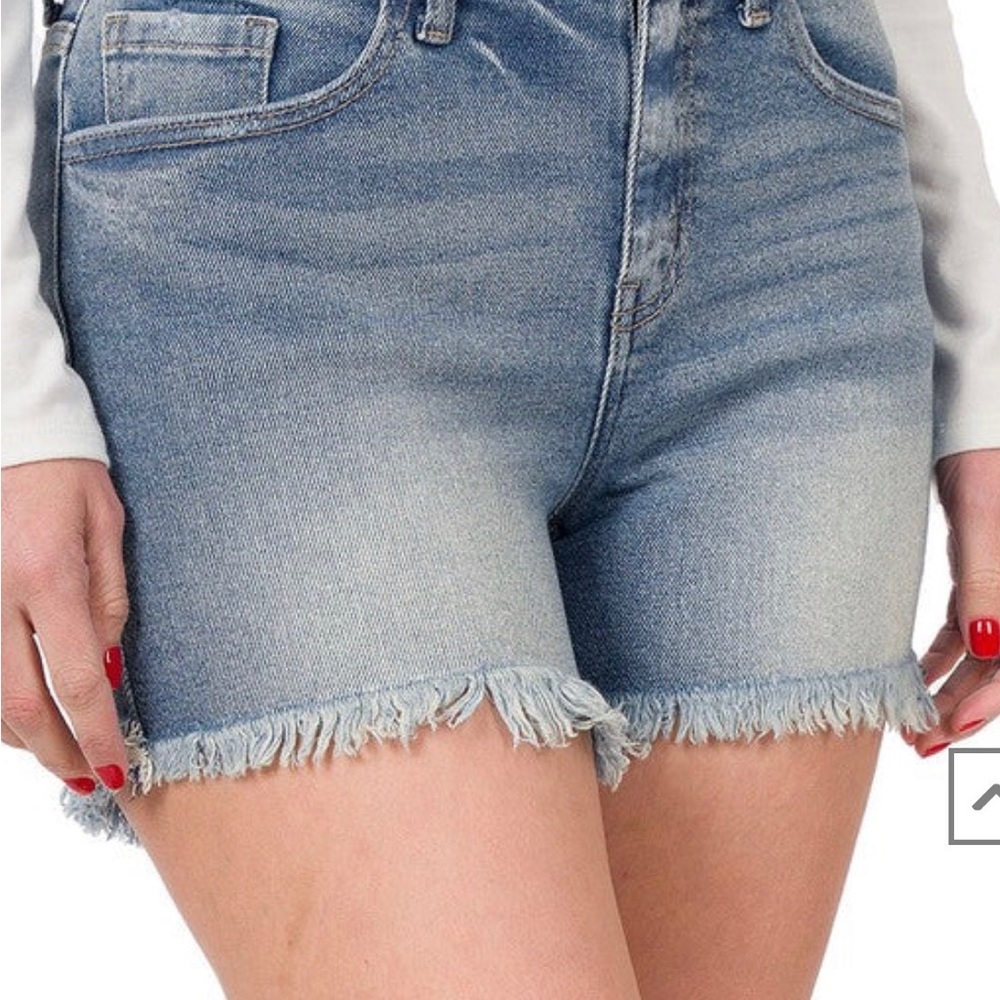 Zenana frayed hem medium blue denim shorts